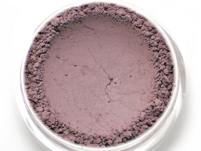 "Fig" - Mineral Eyeshadow