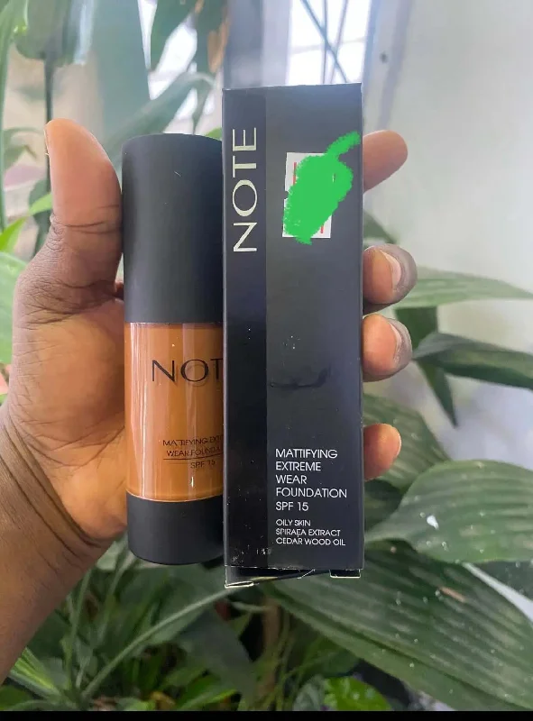 Note Mattifying Extreme Wear Foundation